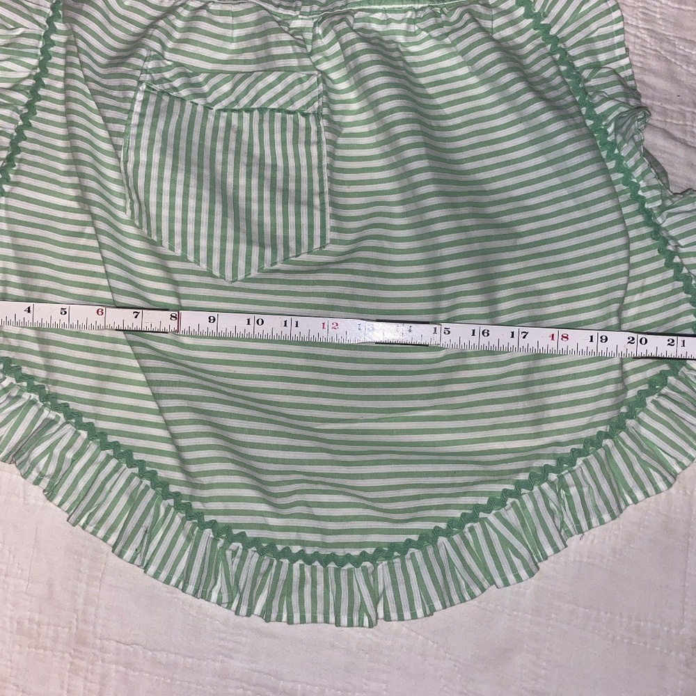 Two Adorable Aprons - Picture 3 of 7